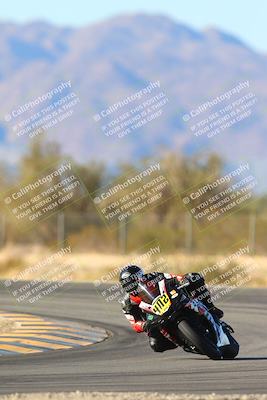 media/Jan-10-2025-CVMA Friday Practice (Fri) [[489e0da257]]/Group 4 and Trackday/Session 5 (Turn 7)/